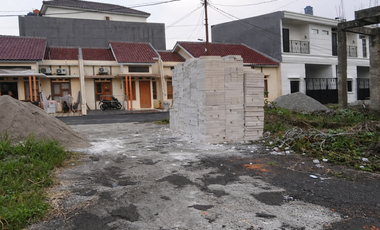 RUmah Strategis di ciracas, 5 menit ke LRT dan Ke mc donal cipayung