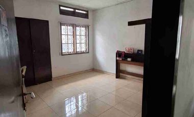 Rumah Disewakan di Duren Sawit Raya