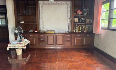 ขายบ้านเดี่ยว 2 ชั้น ถ.พระราม 2 ซ.37 ซอยย่อย 4 เนื้อที่ 194 ตรว. บ้านไม่ทรุด น้ำไม่ท่วม
