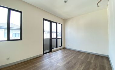 Rumah 3lt 10x14 140meter 4KT Cluster Maninjau Asya JGC Jakarta Garden City