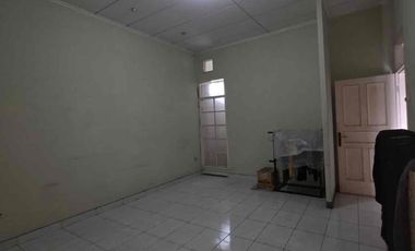 DIJUAL RUMAH DI SAYAP JALAN CIBADAK ASTANAANYAR BANDUNG