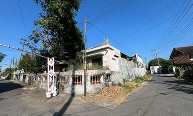 Dijual Kost Condongcatur Dekat UGM dan UPN, 20 Kamar Hanya 3 M-an
