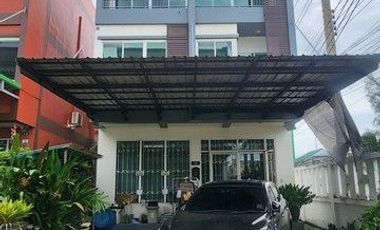 ขาย ทาวน์โฮม 3 ชั้น ตกแต่งพร้อมอยู่ ฟูลเฮาส์ บางแวก94 ถนนกว้าง เหมาะทำโฮมออฟฟิต ใกล้แหล่งชุมชน