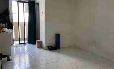 Casablanca East Residence tower Arjuna Lantai 17 disewakan kosongan hanya ada AC saja per 3 bulan