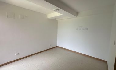 SE ARRIENDA APARTAMENTO