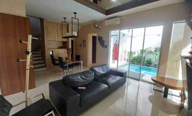 Disewakan  Rumah Forest Mansion Full Furnished + Private Pool