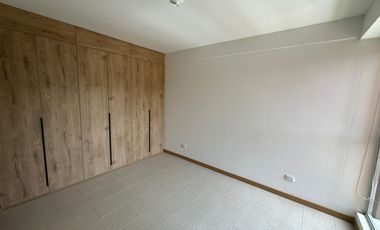 SE ARRIENDA APARTAMENTO