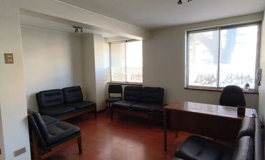 OFICINA SEMIAMOBLADA CENTRO MEDICO CHACABUCO/CAUPOLICAN