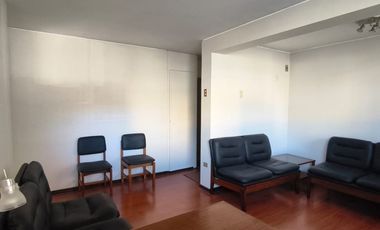 OFICINA SEMIAMOBLADA CENTRO MEDICO CHACABUCO/CAUPOLICAN
