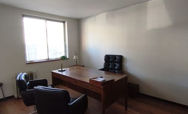 OFICINA SEMIAMOBLADA CENTRO MEDICO CHACABUCO/CAUPOLICAN