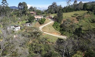 Venda lote en unidad privada cerca de Medellin