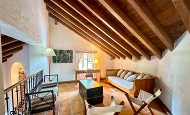 CASA EN RENTA VALLE DE BRAVO