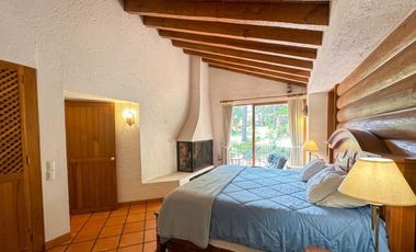 CASA EN RENTA VALLE DE BRAVO