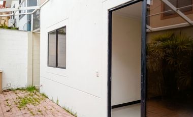 Casa de 3 Dormitorios en Venta en Ciudad Celeste, Samborondón