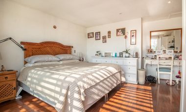 Venta Casa De 4 Dorm, Cocina Y Baños Remodelados Con Piscina
