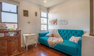 Venta Casa De 4 Dorm, Cocina Y Baños Remodelados Con Piscina