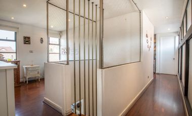 Venta Casa De 4 Dorm, Cocina Y Baños Remodelados Con Piscina