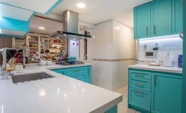 Venta Casa De 4 Dorm, Cocina Y Baños Remodelados Con Piscina