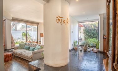Venta Casa De 4 Dorm, Cocina Y Baños Remodelados Con Piscina