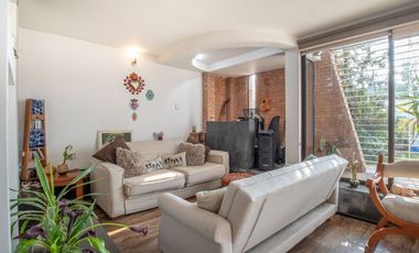Venta Casa De 4 Dorm, Cocina Y Baños Remodelados Con Piscina