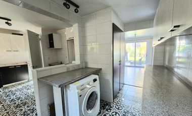 Amplia Casa En Arriendo Con Piscina En Condominio