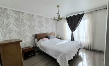Amplia Casa En Arriendo Con Piscina En Condominio
