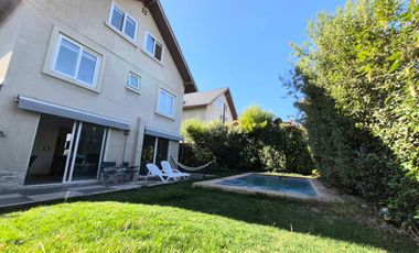 Amplia Casa En Arriendo Con Piscina En Condominio