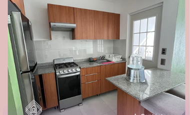 Departamento Amueblado con Alberca y Terraza en Renta