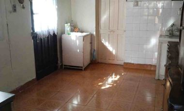 Venta Amplia Casa De 4dorm.+1 B+3 Estacionamientos, Metro Las Torres