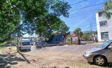 local comercial, con departamento en coto