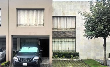 Casa en Renta Modelo Ibiza en Fraccionamiento Bosque de las Fuentes en Calimaya, Estado de Mexico.