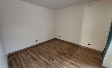 Bella Casa en Arriendo Alto El Manzano Til Til