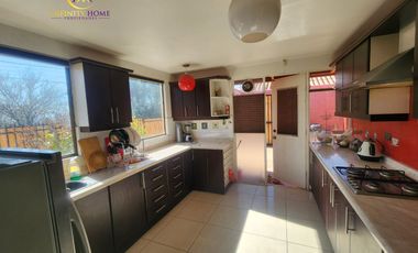 Amplia Casa en Arriendo en Alto El Manzano Til Til