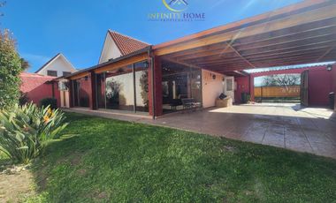 Amplia Casa en Arriendo en Alto El Manzano Til Til