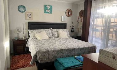 Acogedora Casa 5Dorm.+3B+3Estac. Condominio Ciudad del Sol Metro Las Mercedes