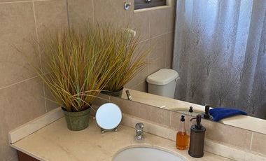 Espectacular casa con Piscina en arriendo Alto EL Manzano Til Til
