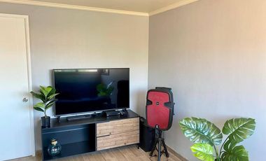 Espectacular casa con Piscina en arriendo Alto EL Manzano Til Til