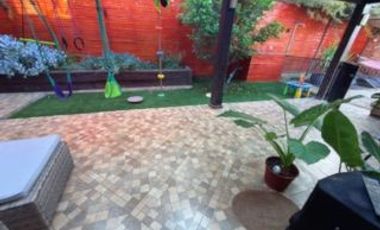 Espectacular casa con Piscina en arriendo Alto EL Manzano Til Til