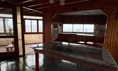 Se arrienda casa grande de 2 pisos Santa Inés villa independencia Viña del Mar