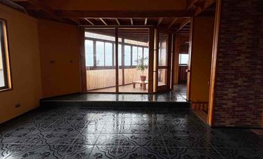 Se arrienda casa grande de 2 pisos Santa Inés villa independencia Viña del Mar