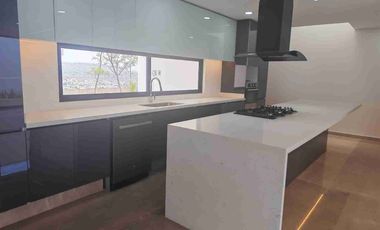 Hermosa Residencia en Venta en la Gran Reserva