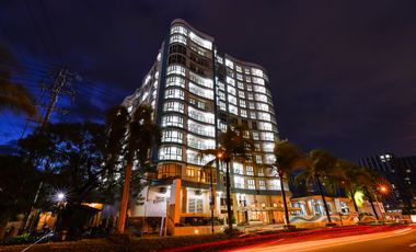 2 Bedrooms 65sqm condo unit For Sale High End Condo near Mall of Asia