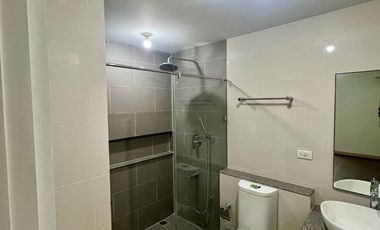 2 Bedrooms 65sqm condo unit For Sale High End Condo near Mall of Asia