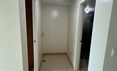 2 Bedrooms 65sqm condo unit For Sale High End Condo near Mall of Asia