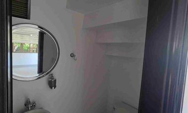 ‼️ Venta de Casa de dos Pisos en Conjunto Cerrado 
Al Oriente por la calle 8 de la ciudad de Neiva ‼️