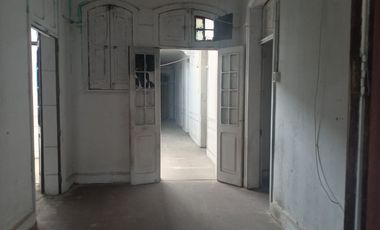 VENTA DE TERRENO, 681 M2, FRENTE 15 M, RDM 7 PISOS, COMERCIO VECINAL