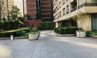 ¡Tu Refugio Urbano en el Corazón de Santiago!