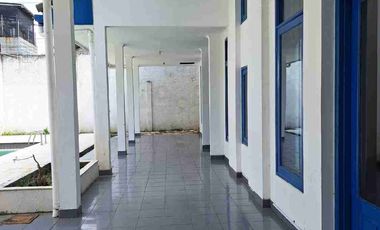 Villa Andara dengan Swimming Pool