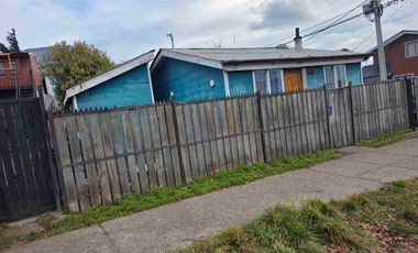 SE VENDE PROPIEDAD DE 299 MTS2. EN LA CIUDAD DE COYHAIQUE. REGION DE AYSEN