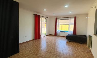 Se Arrienda Casa Amplia Para Familias Grandes, En Peñaflor